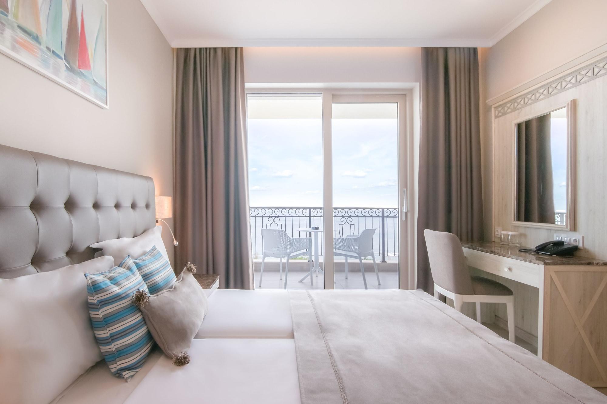 King Maron Wellness Beach Hotel Marónia 외부 사진