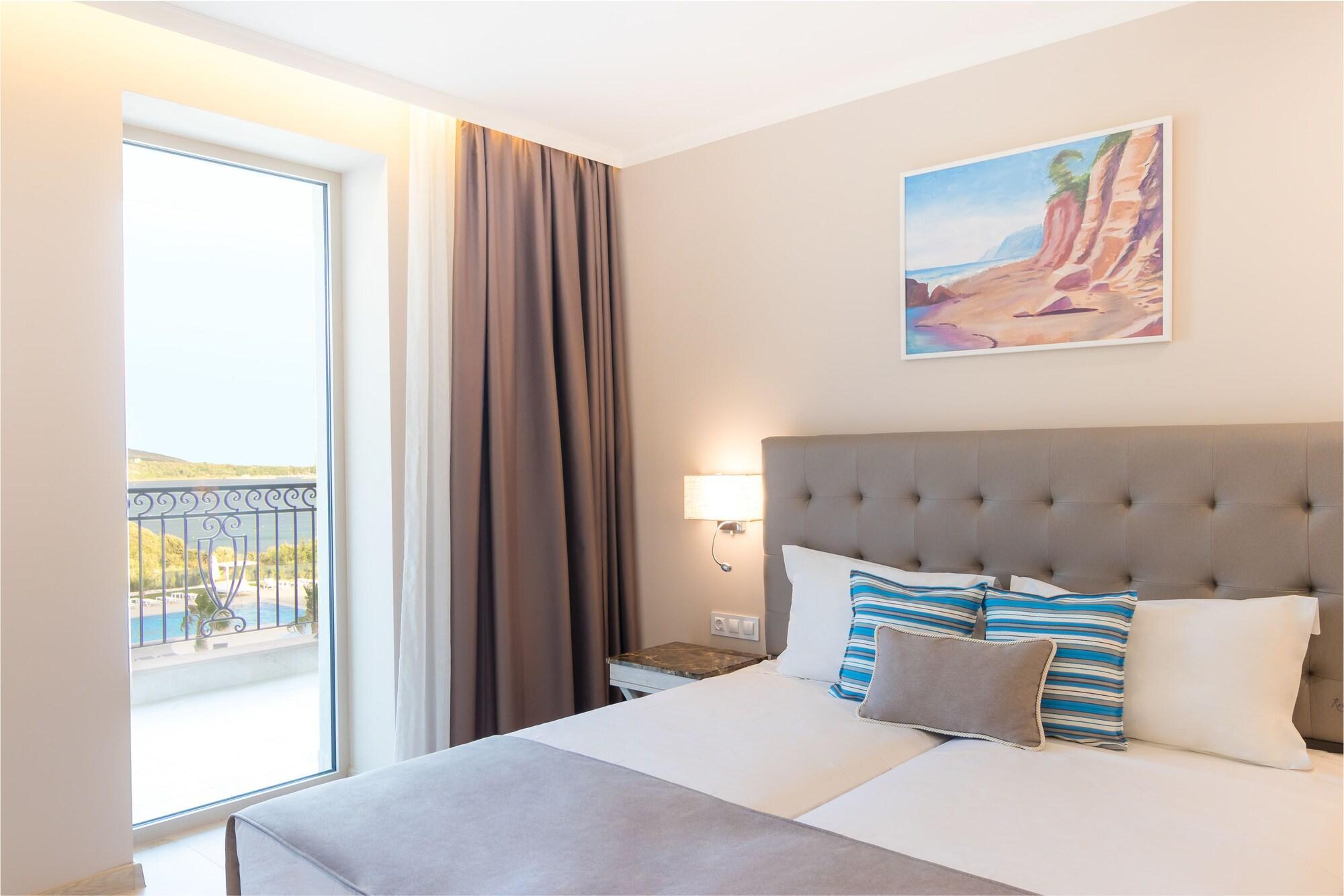 King Maron Wellness Beach Hotel Marónia 외부 사진